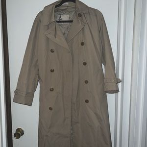 Vintage Misty Harbor Trench Coat. Size 12 Petite.